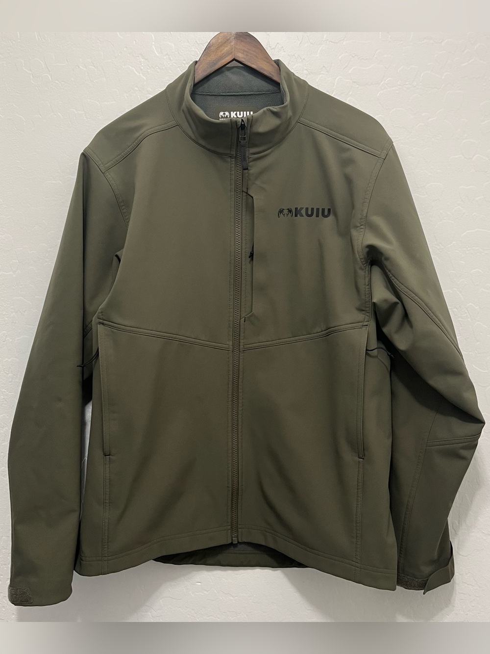 KUIU Rubicon Fleece Lined Soft Shell Jacket Size L Green